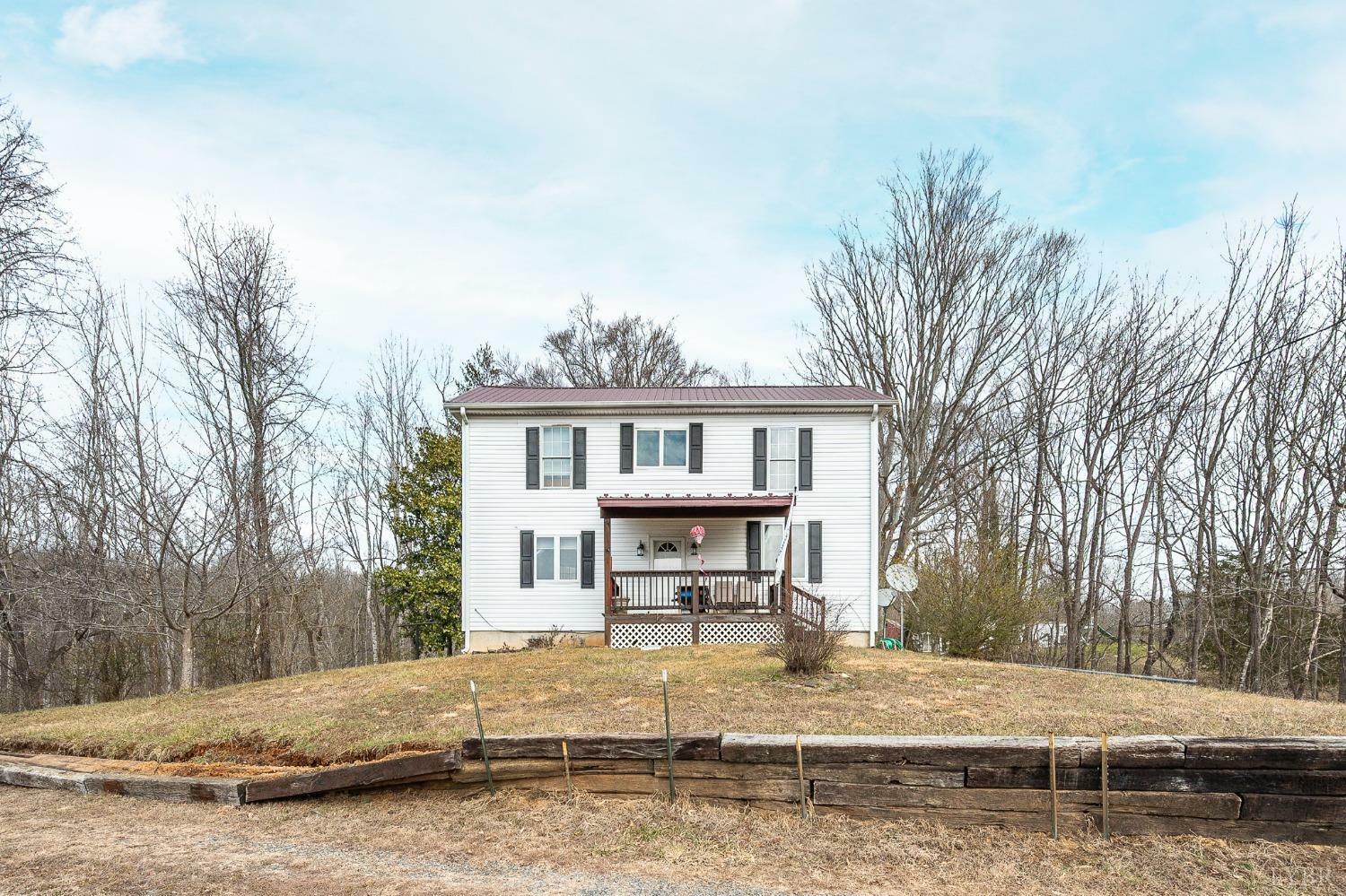 Property Photo:  5069 Smith Mountain Lake Parkway  VA 24104 