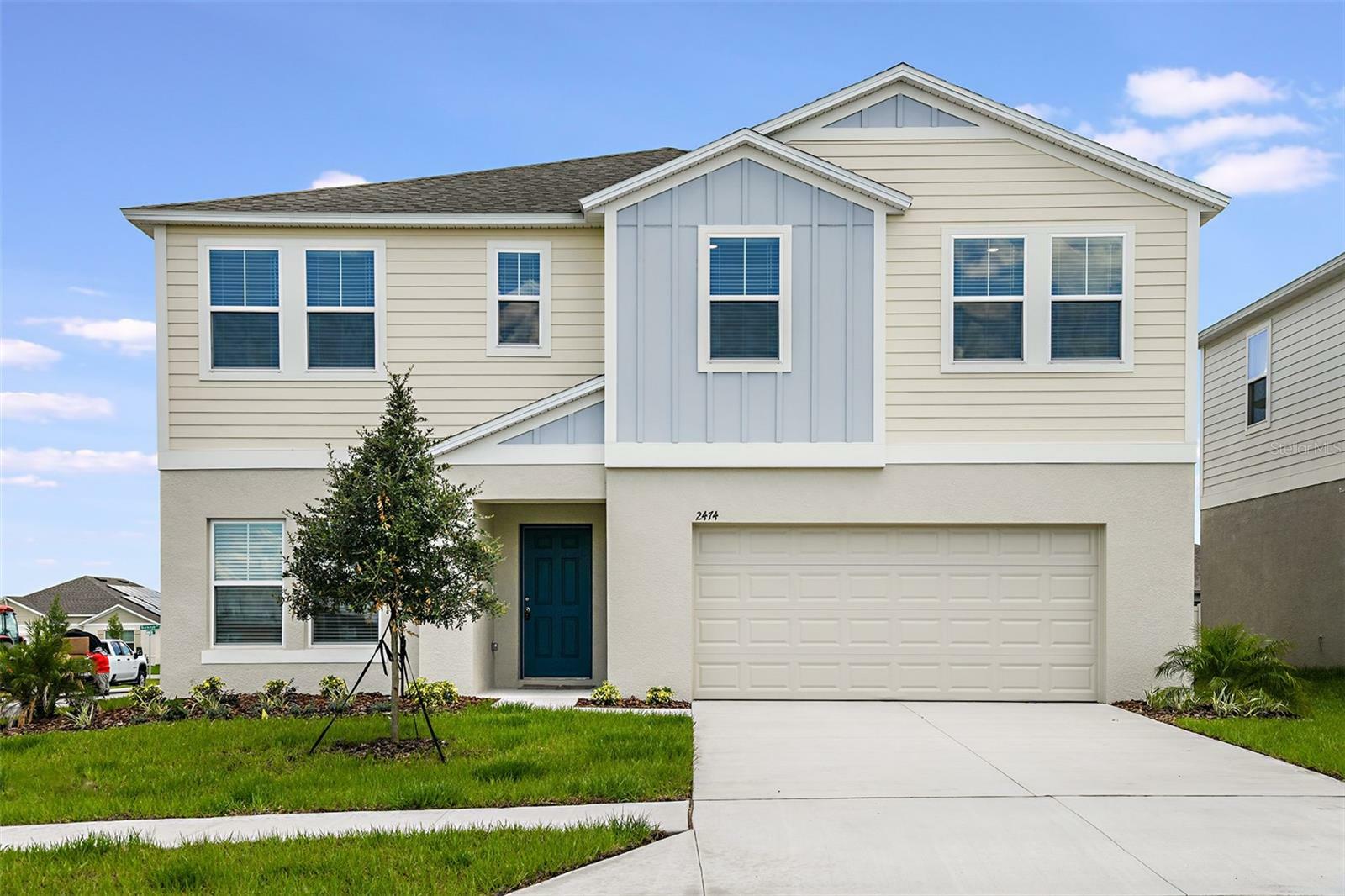 Property Photo:  2204 Canyon Oak Drive  FL 33837 