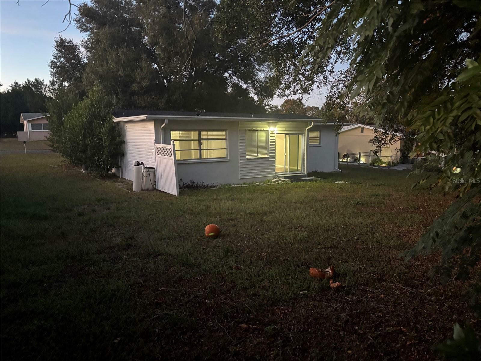 17 S Jefferson Street  Beverly Hills FL 34465 photo