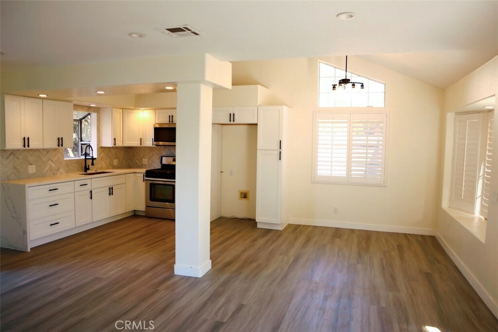 Property Photo:  10535 Myrtle Street  CA 90241 