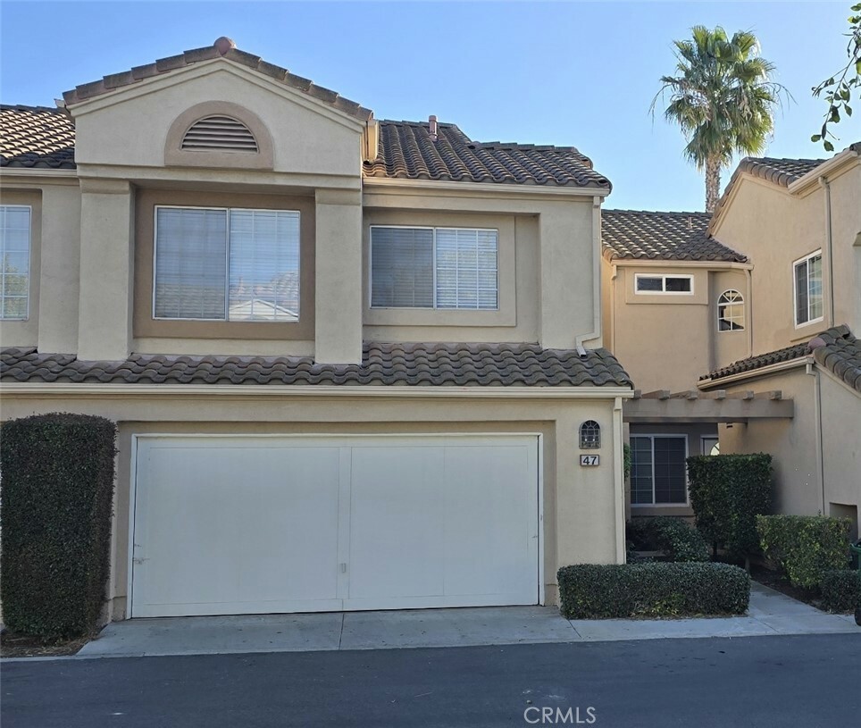 Property Photo: 47 Alcoba CA 92614