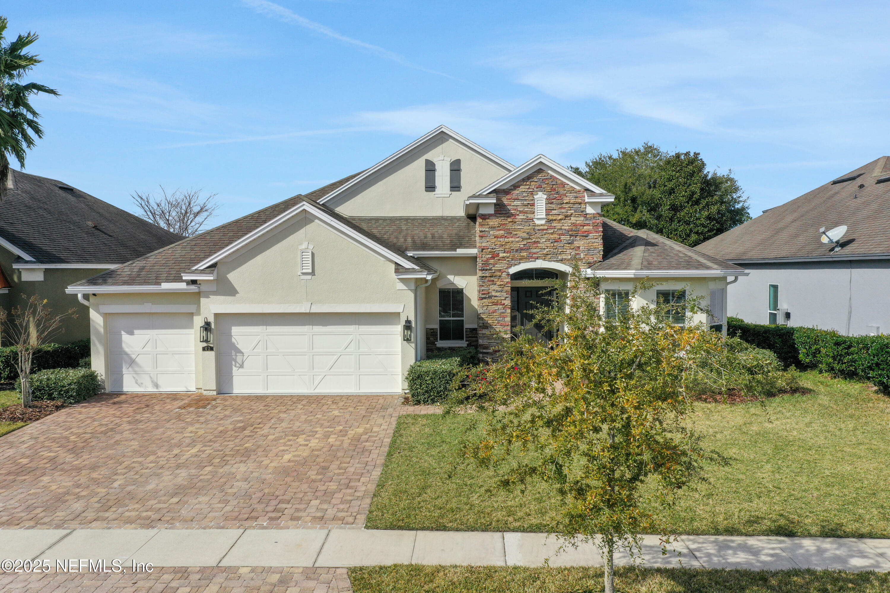 Property Photo: 42 Willow Park Way FL 32081