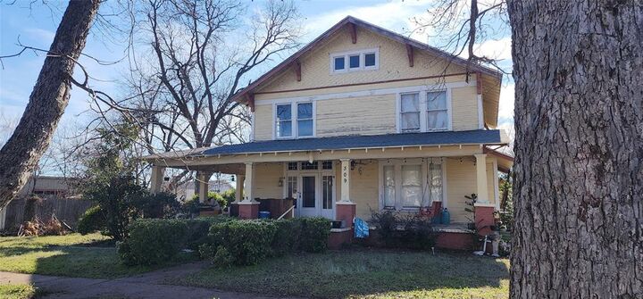 309 W San Saba Street  Wortham TX 76693 photo