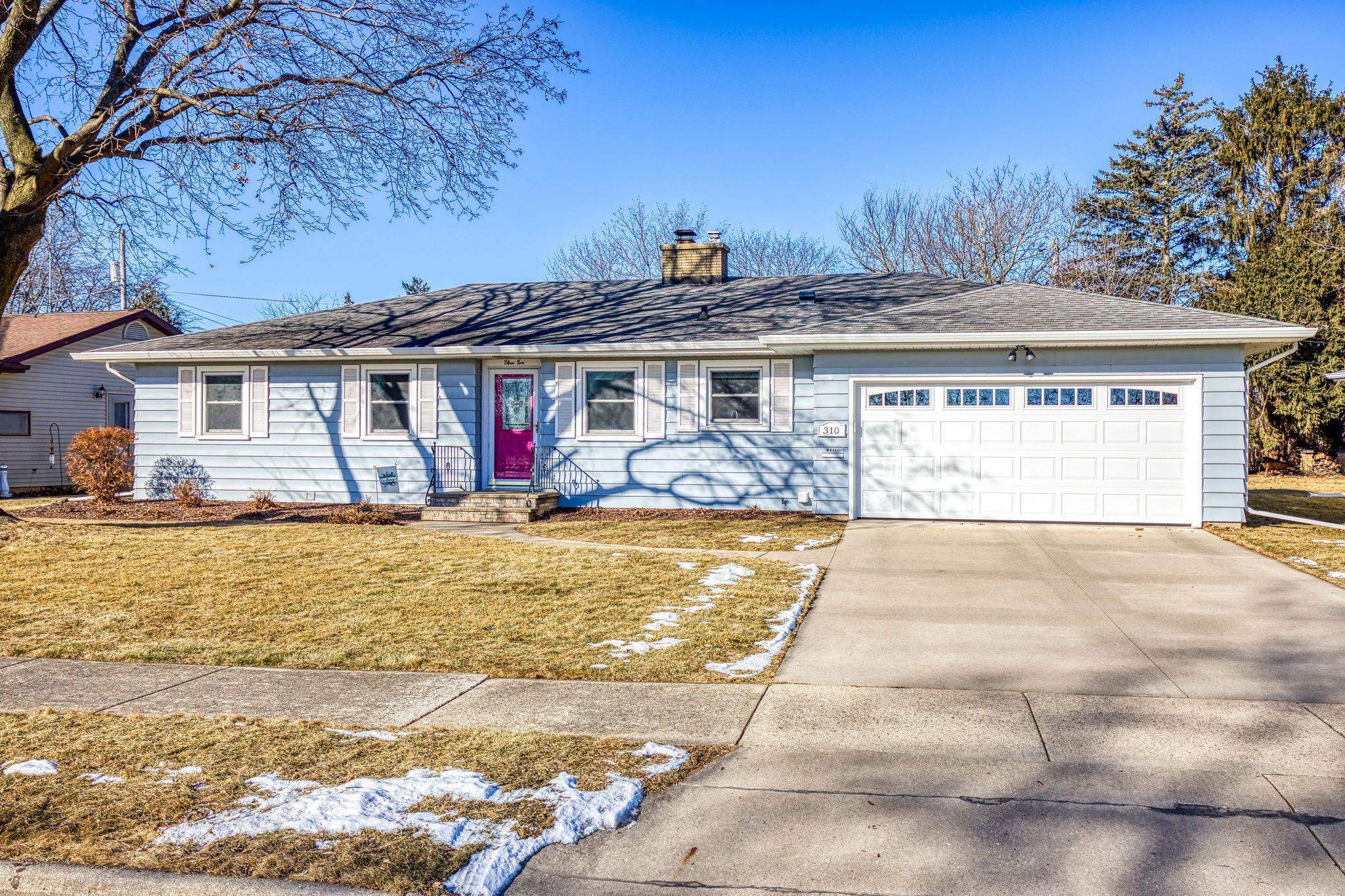 310 Alcott Drive  Neenah WI 54956-4139 photo