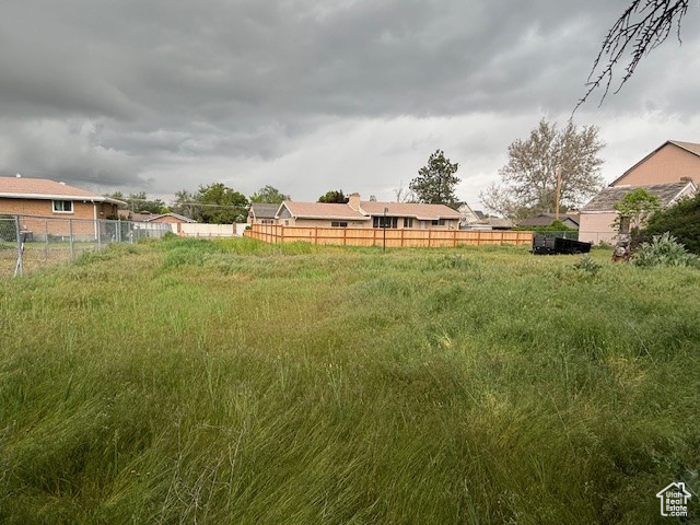 Property Photo: 4913 S Naylor Ln UT 84107