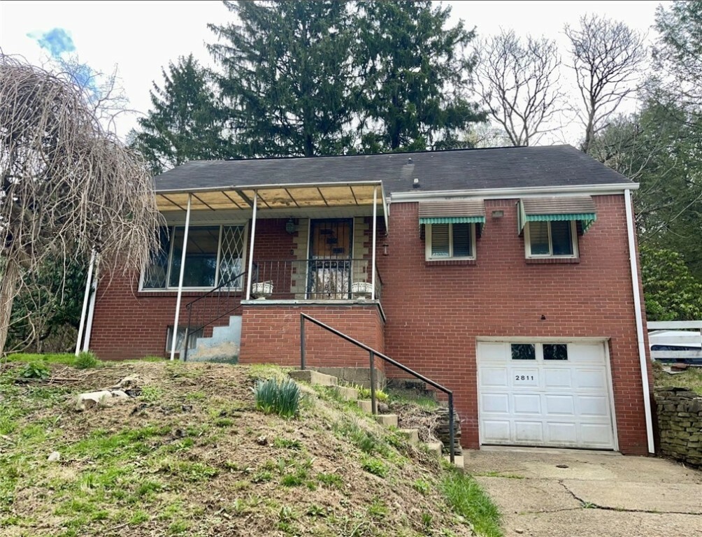 Property Photo: 2811 Old Washington Rd PA 15317