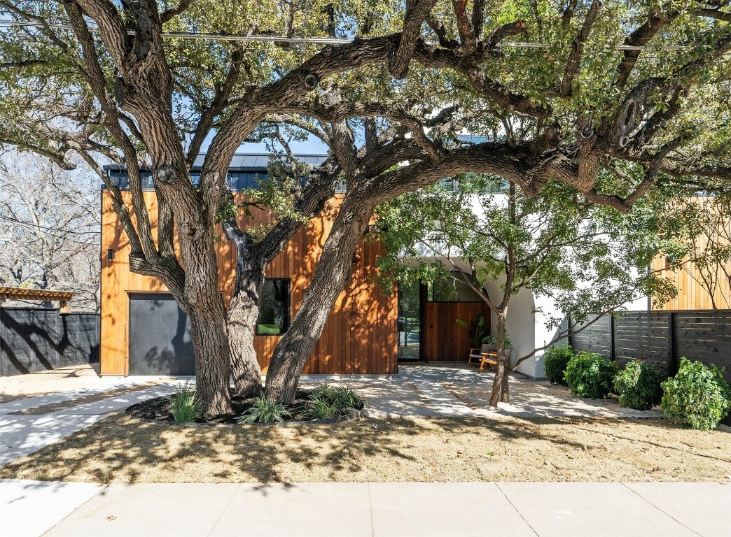 Property Photo:  1716 Bouldin Avenue  TX 78704 