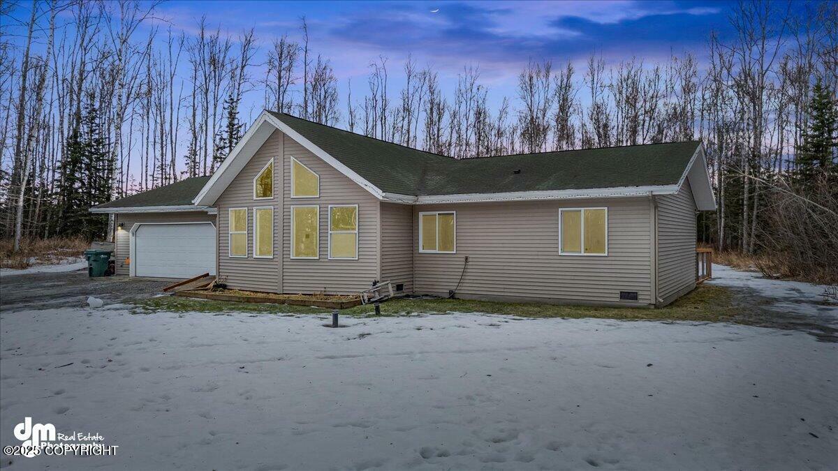 6370 W Commadore Lane  Wasilla AK 99623 photo