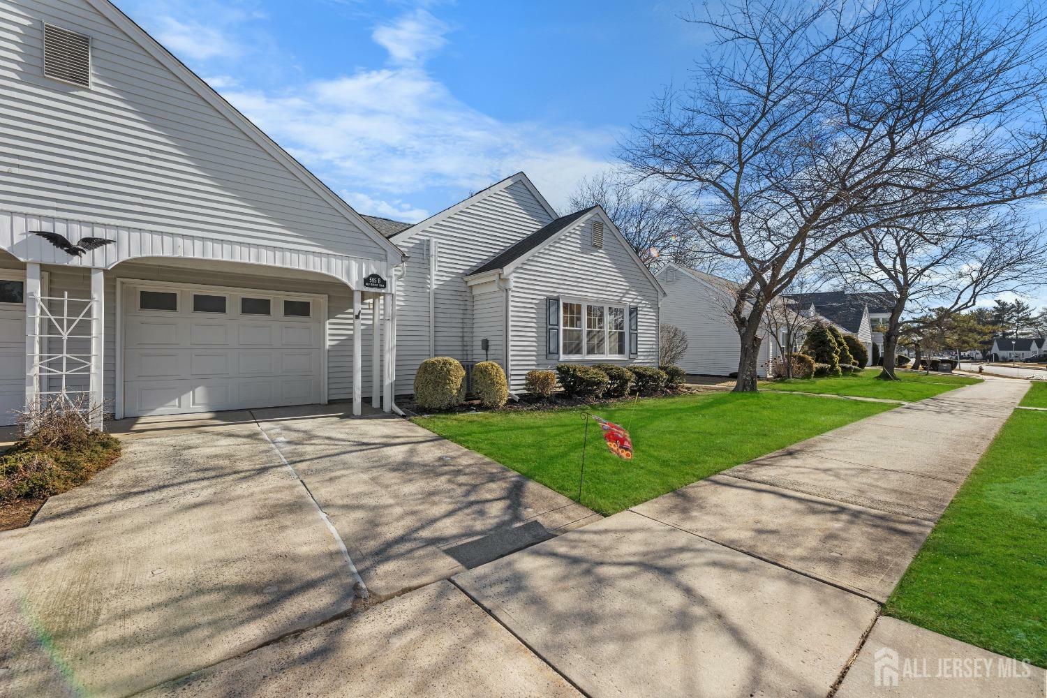 Property Photo:  585-B Old Nassau Road  NJ 08831 