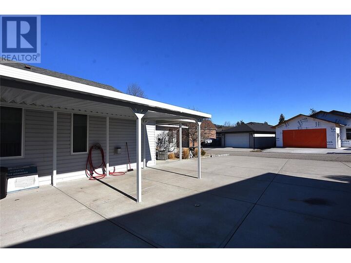 Property Photo: 606 Nighthawk Avenue BC V1H 2A1