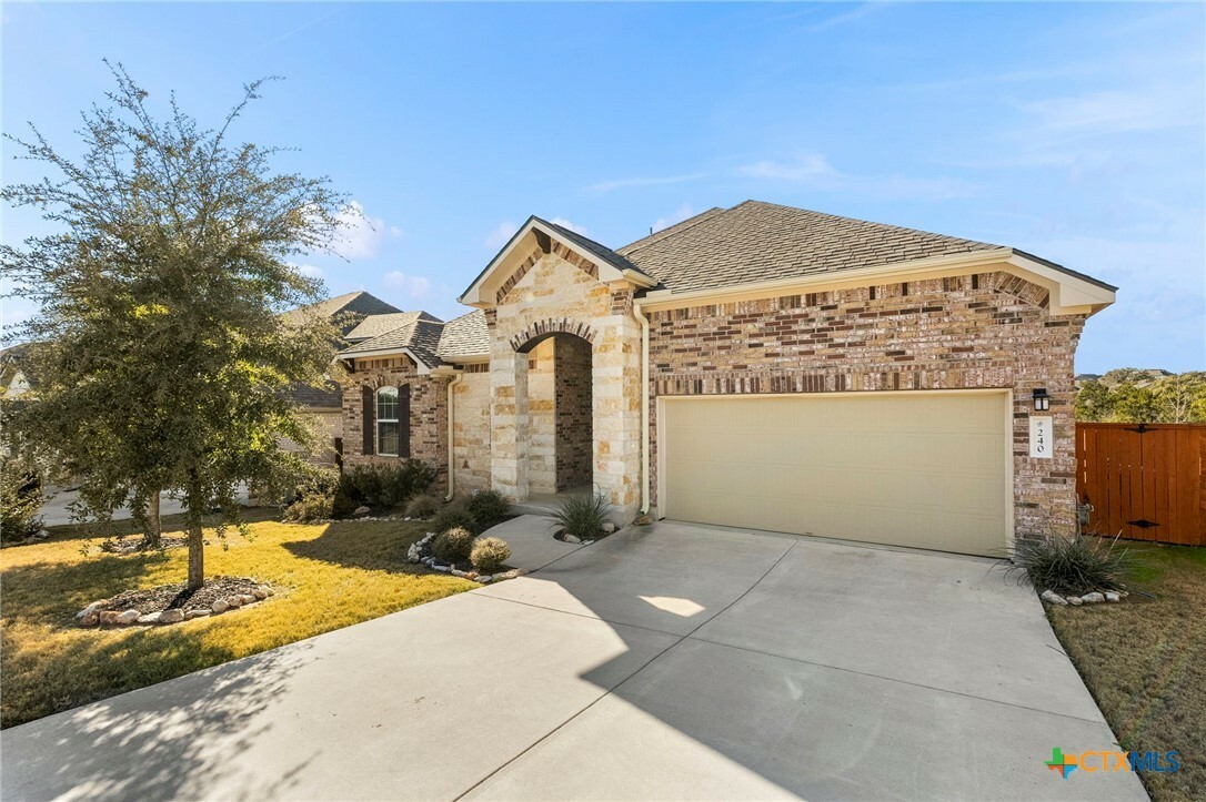 Property Photo:  240 Emerald Garden Road  TX 78666 