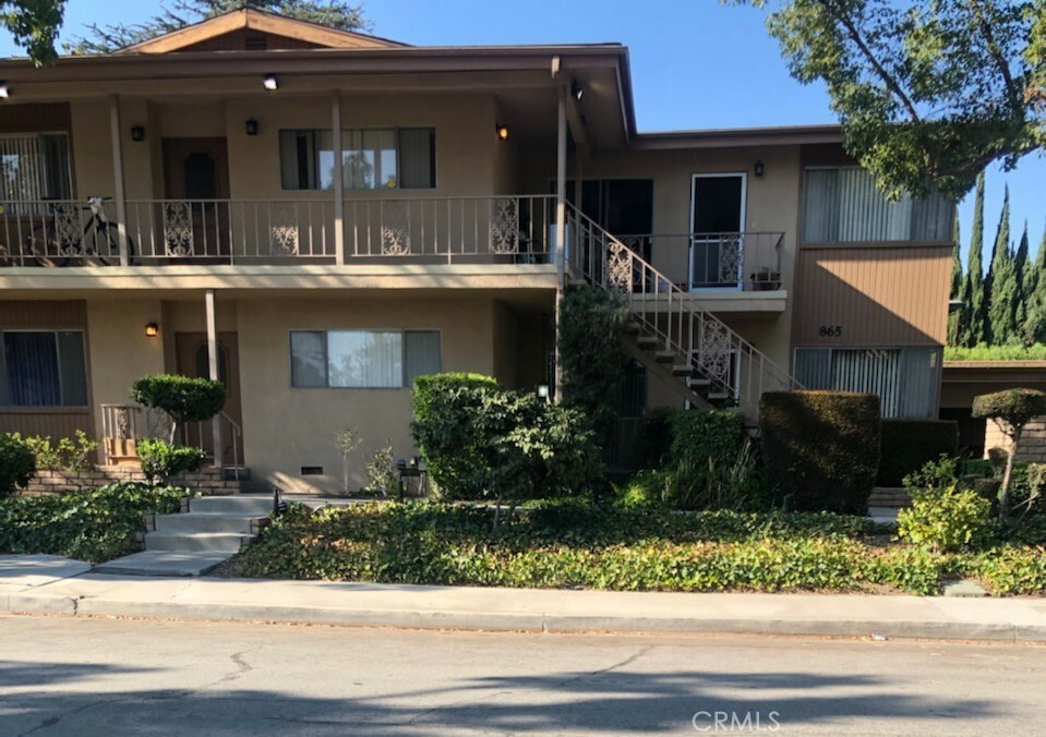 Property Photo:  865 Arcadia Avenue B  CA 91007 