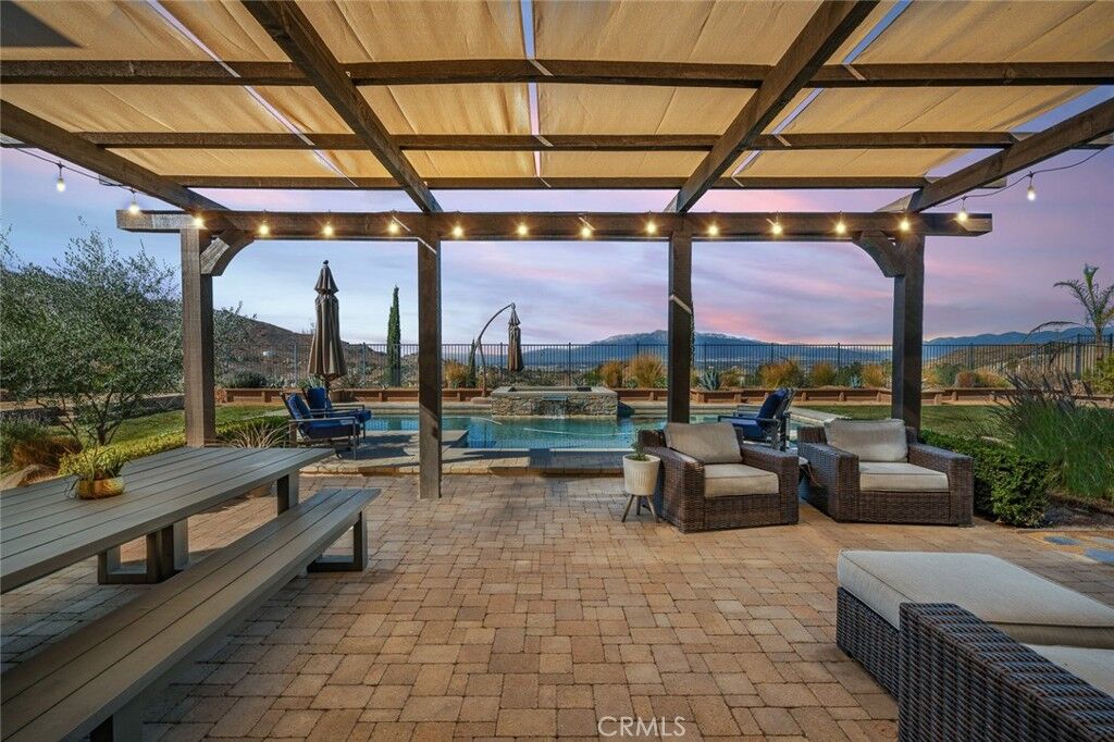 Property Photo: 2249 Lalique Circle CA 92324