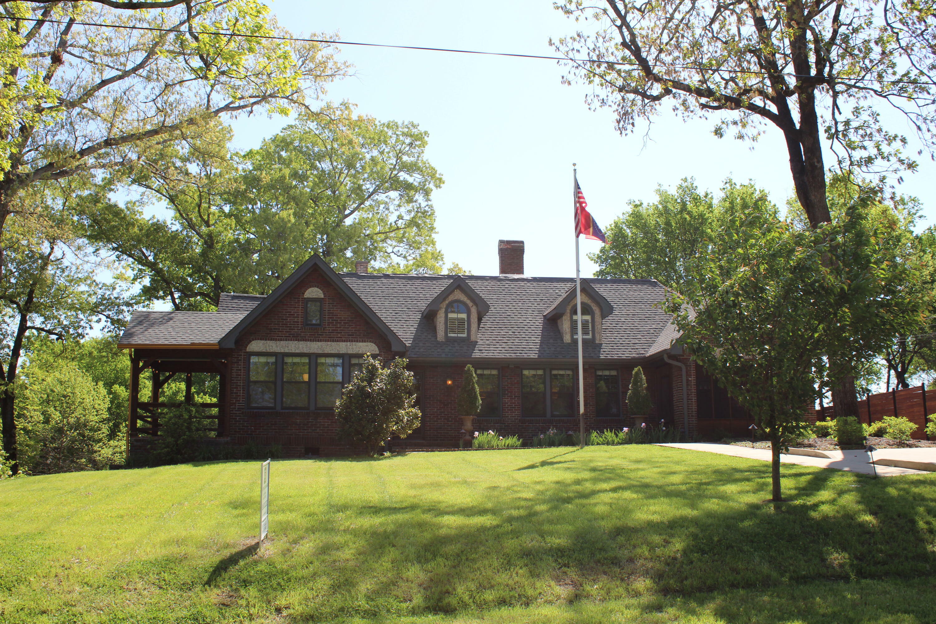 Property Photo: 520 Robins St. MS 38804
