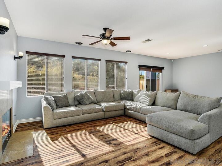 Property Photo: 751 Via Barquero CA 92069