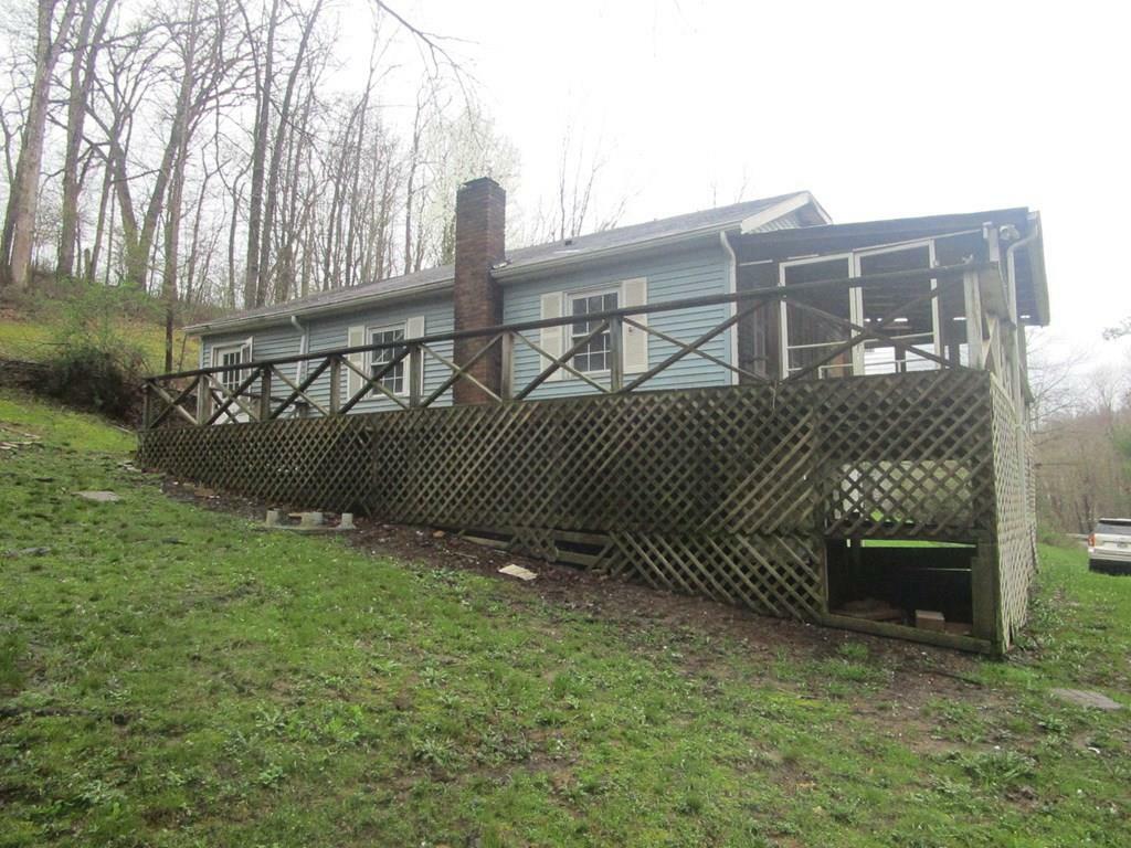 Property Photo: 20048 St St. Rt. 124 OH 45692