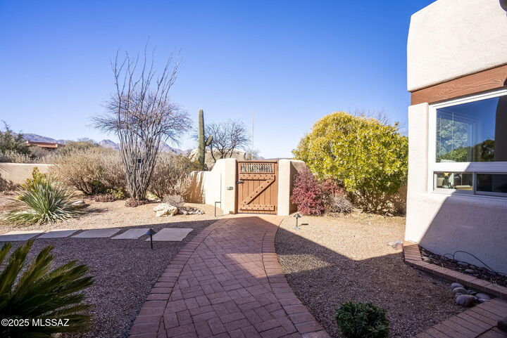 Property Photo:  38 Sierra Vista Lane  AZ 85646 