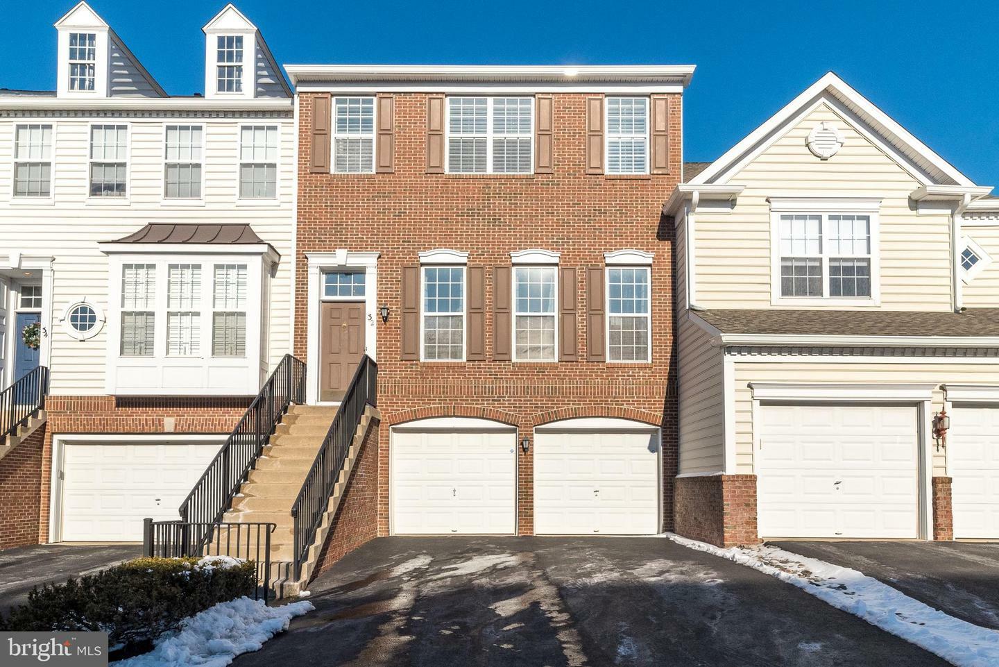 Property Photo:  32 Cornerstone Court  PA 18901 