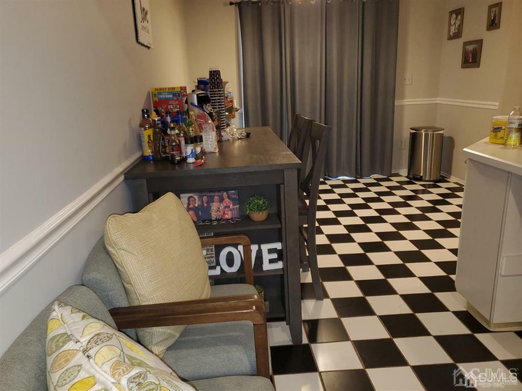 Property Photo:  18 Judson Street 3A  NJ 08837 