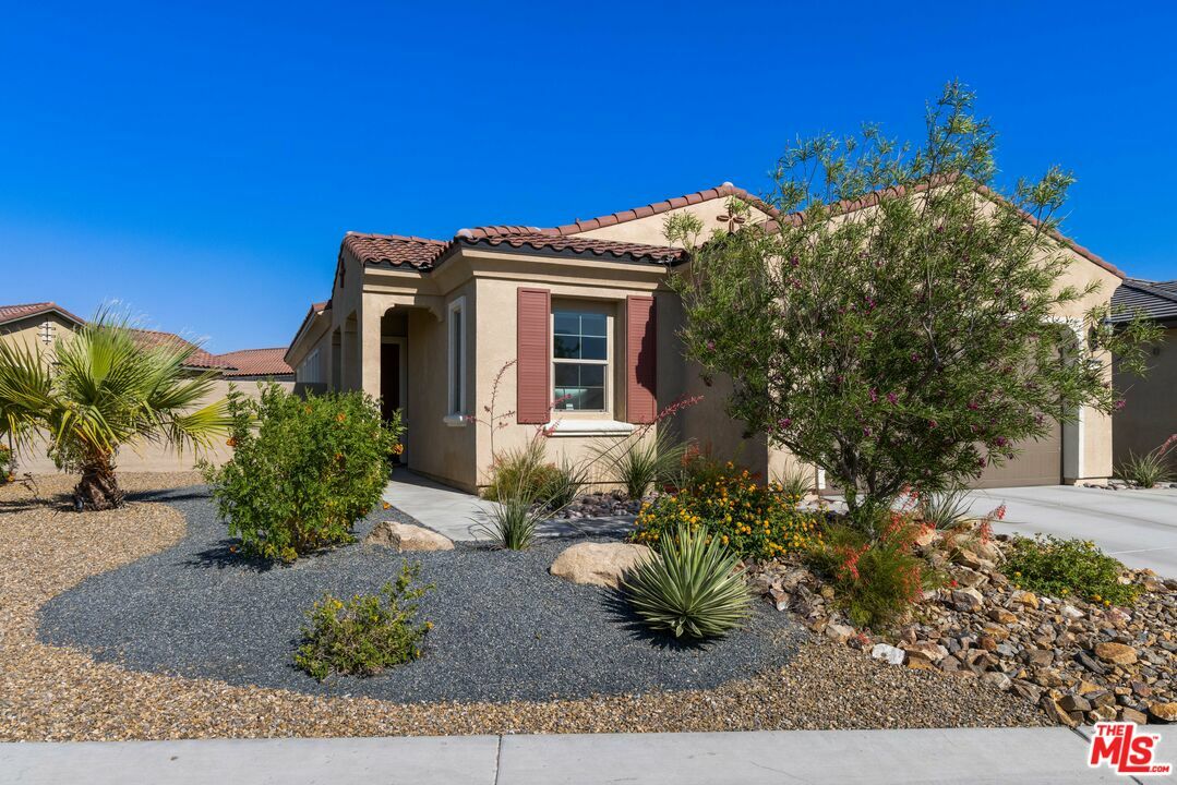 Property Photo:  85   Cork Tree  CA 92270 