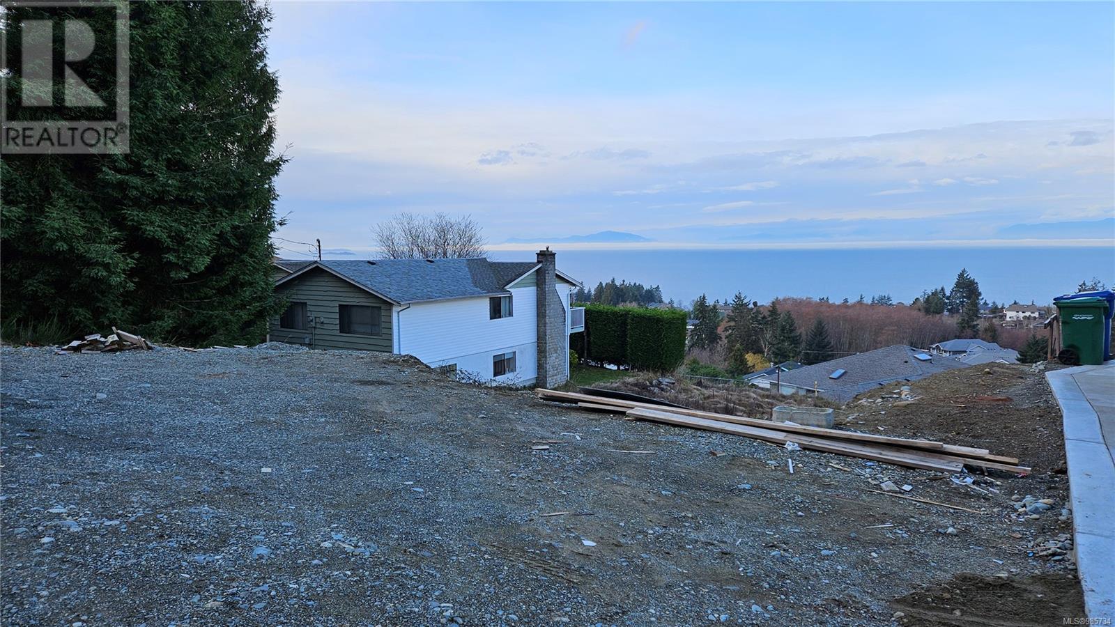 Property Photo:  5230 Laguna Way  BC V9T 5L7 