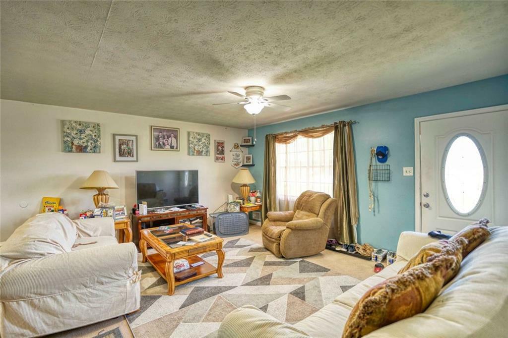 Property Photo: 981 Meadowbrook Lane NW GA 30012