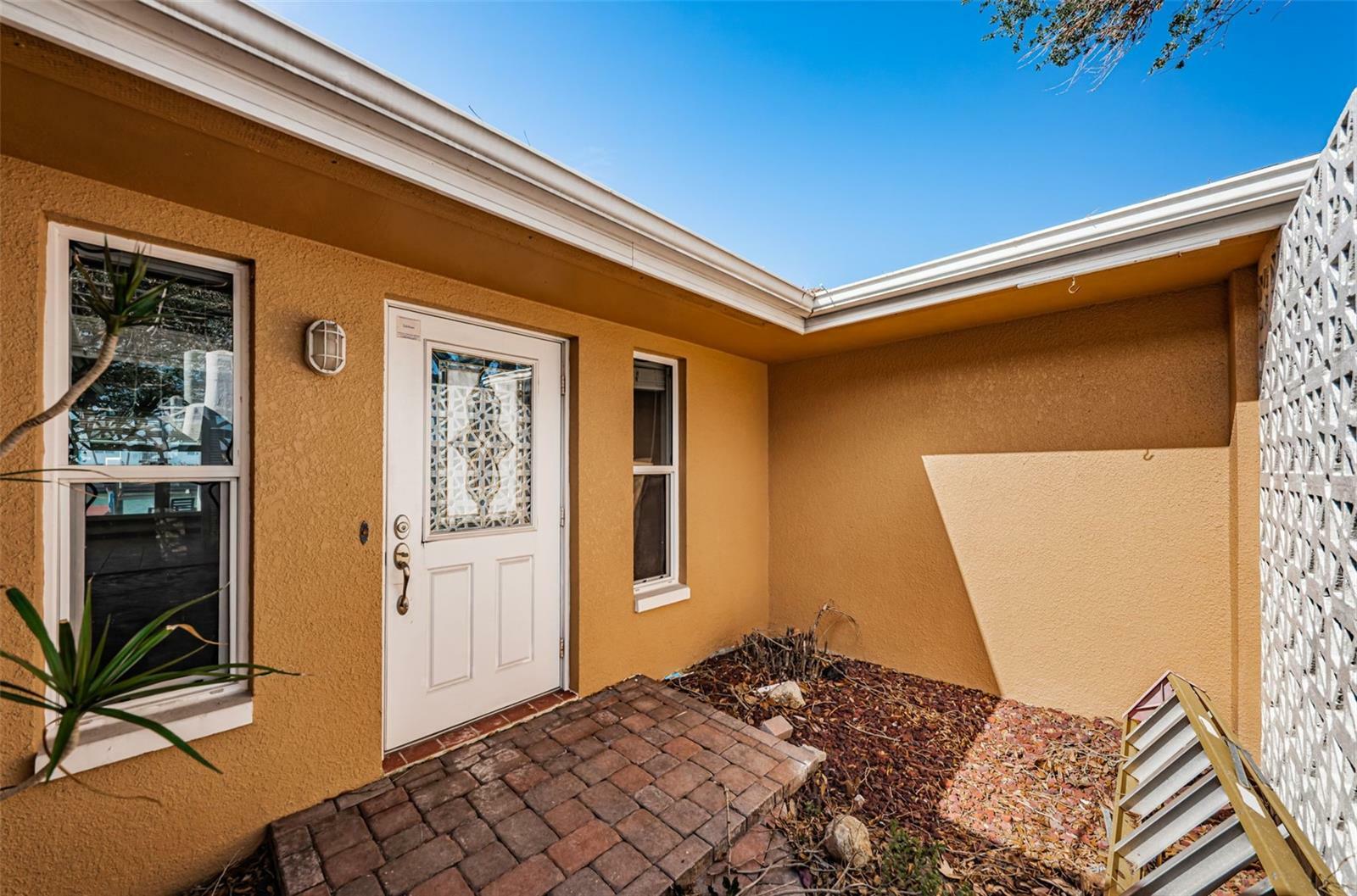 Property Photo:  11650 4th Street E  FL 33706 