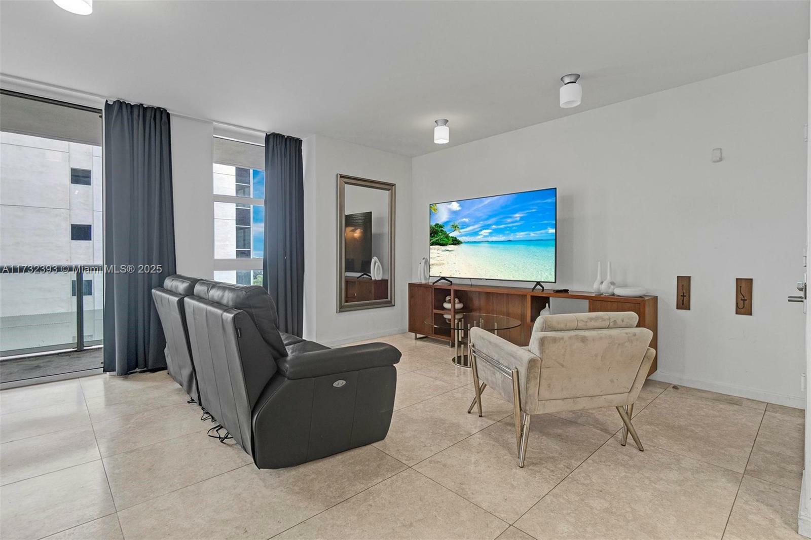 Property Photo: 50 Biscayne Blvd 601 FL 33132