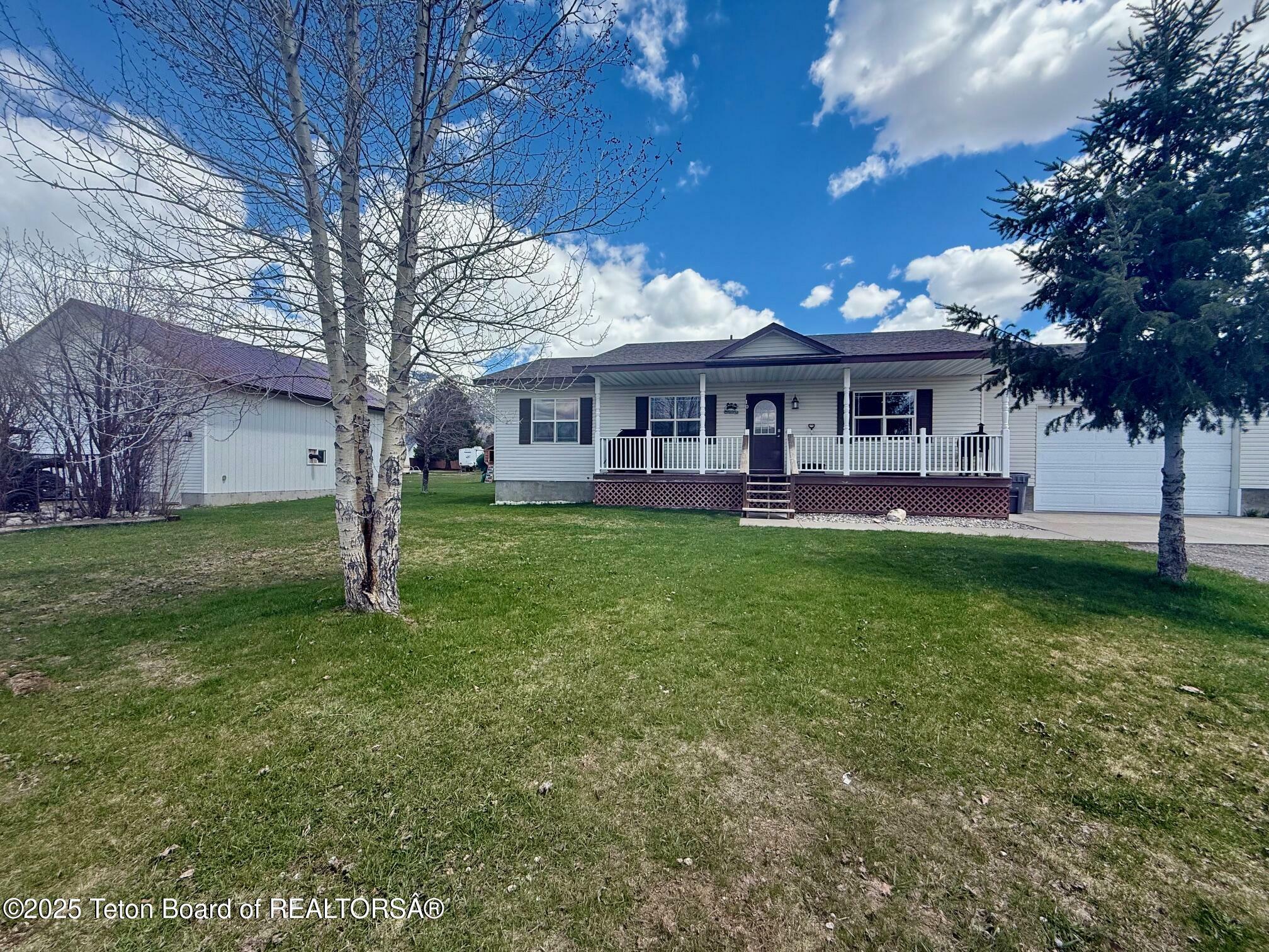 Property Photo: 10 50 West St WY 83112