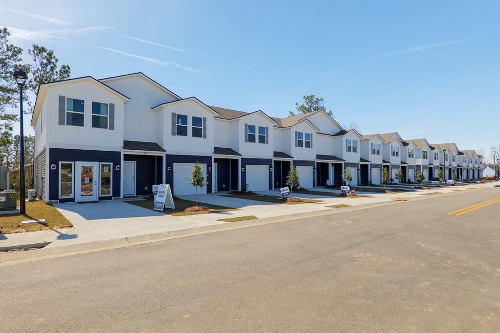 Property Photo:  6051 Bemiss Towns Drive  GA 31605 