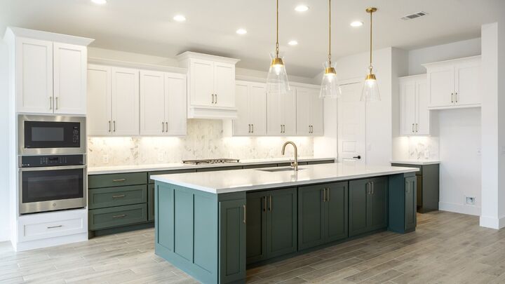 Property Photo:  9116 The Ravine Way  TX 78744 