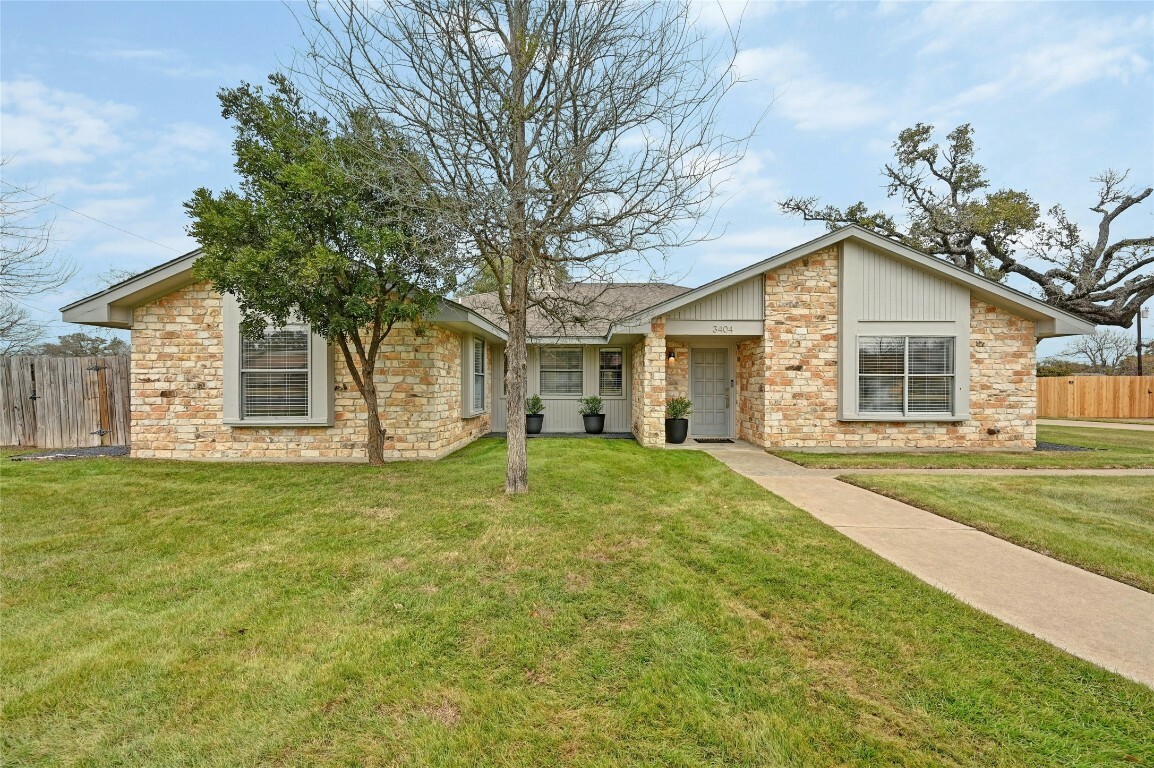 Property Photo:  3404 Eldorado Trail  TX 78739 