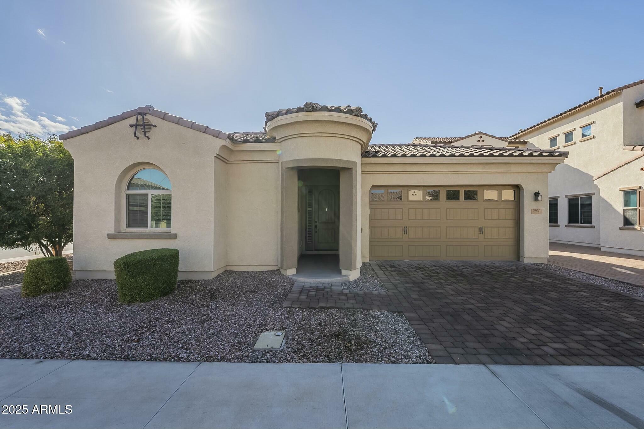 Property Photo:  2931 E Citrus Way  AZ 85286 