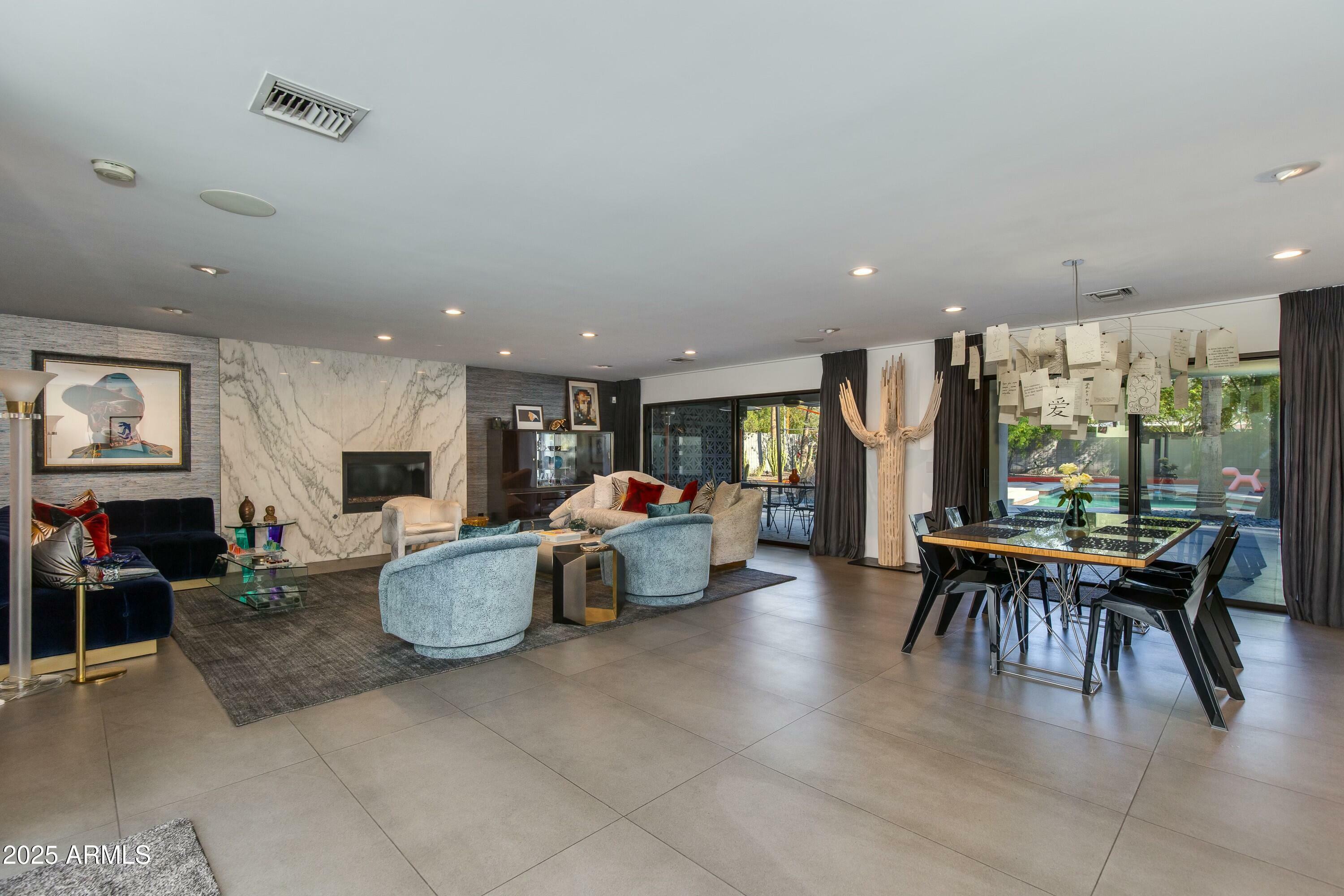 Property Photo: 3601 N 55th Place AZ 85018
