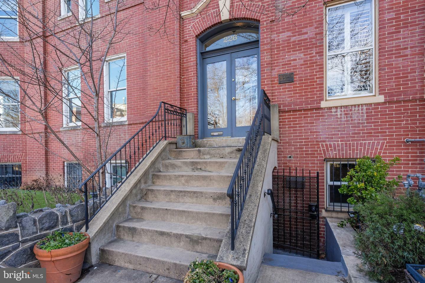 Property Photo:  226 4th Street NE  DC 20002 