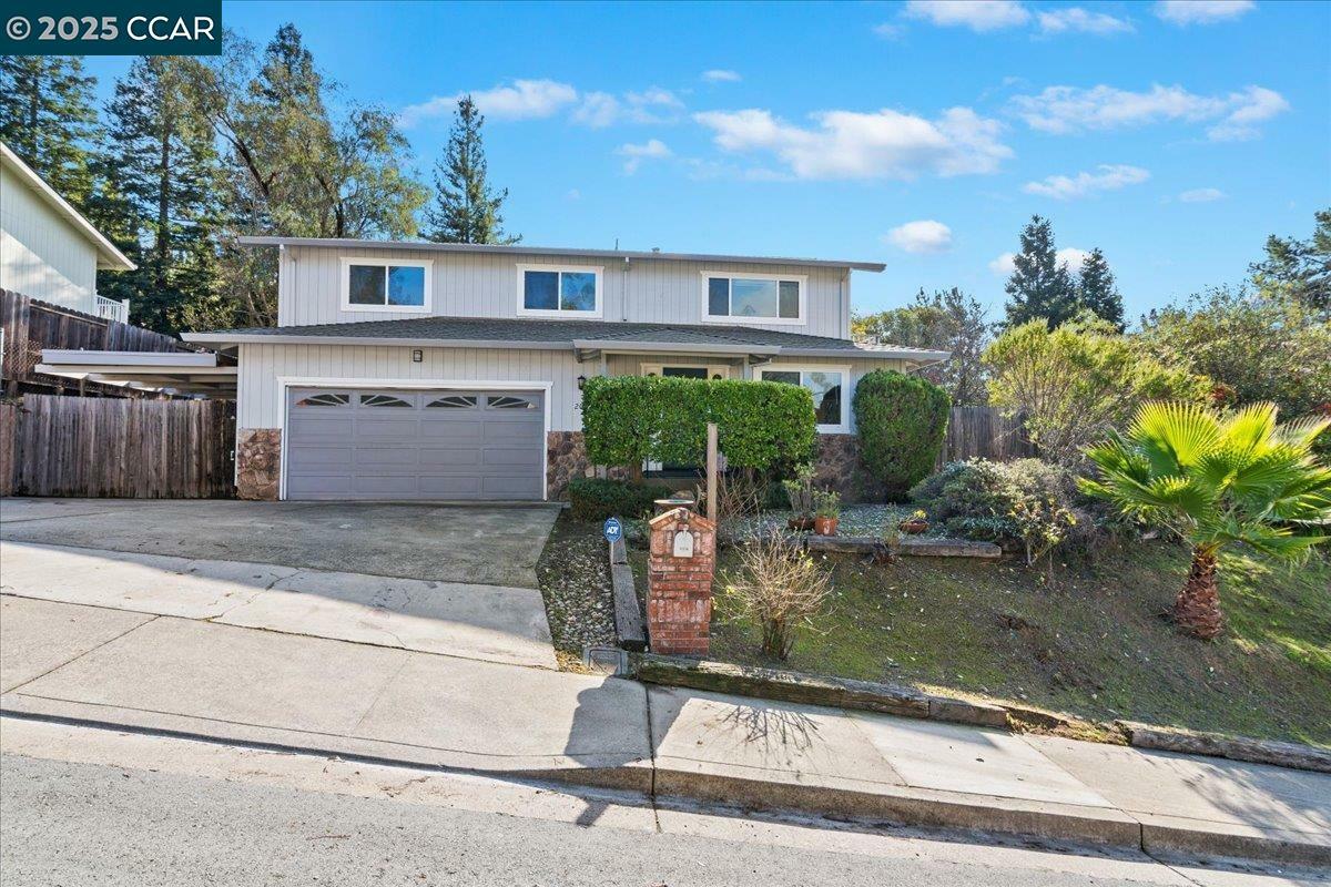 207 Midway Dr  Martinez CA 94553 photo