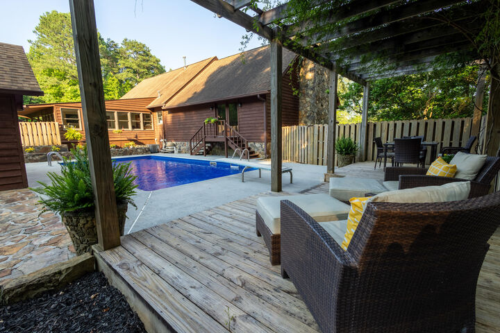Property Photo:  446 Jamestown Road  GA 30731 