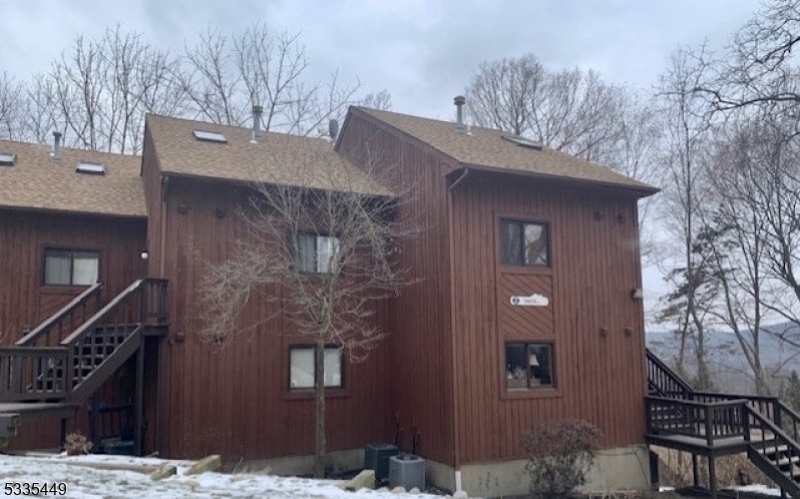 Property Photo: 2 Davos Dr Unit 7 NJ 07462