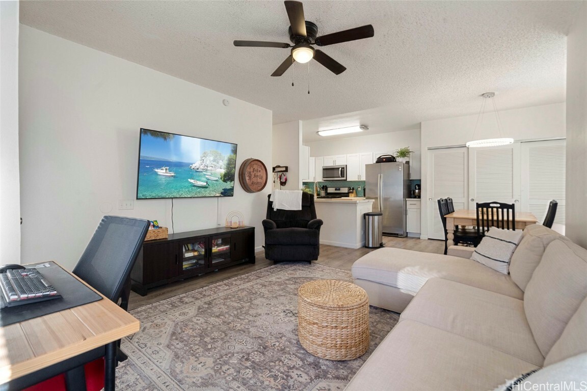 Property Photo: 91-949 Puamaeole Street 4C HI 96706