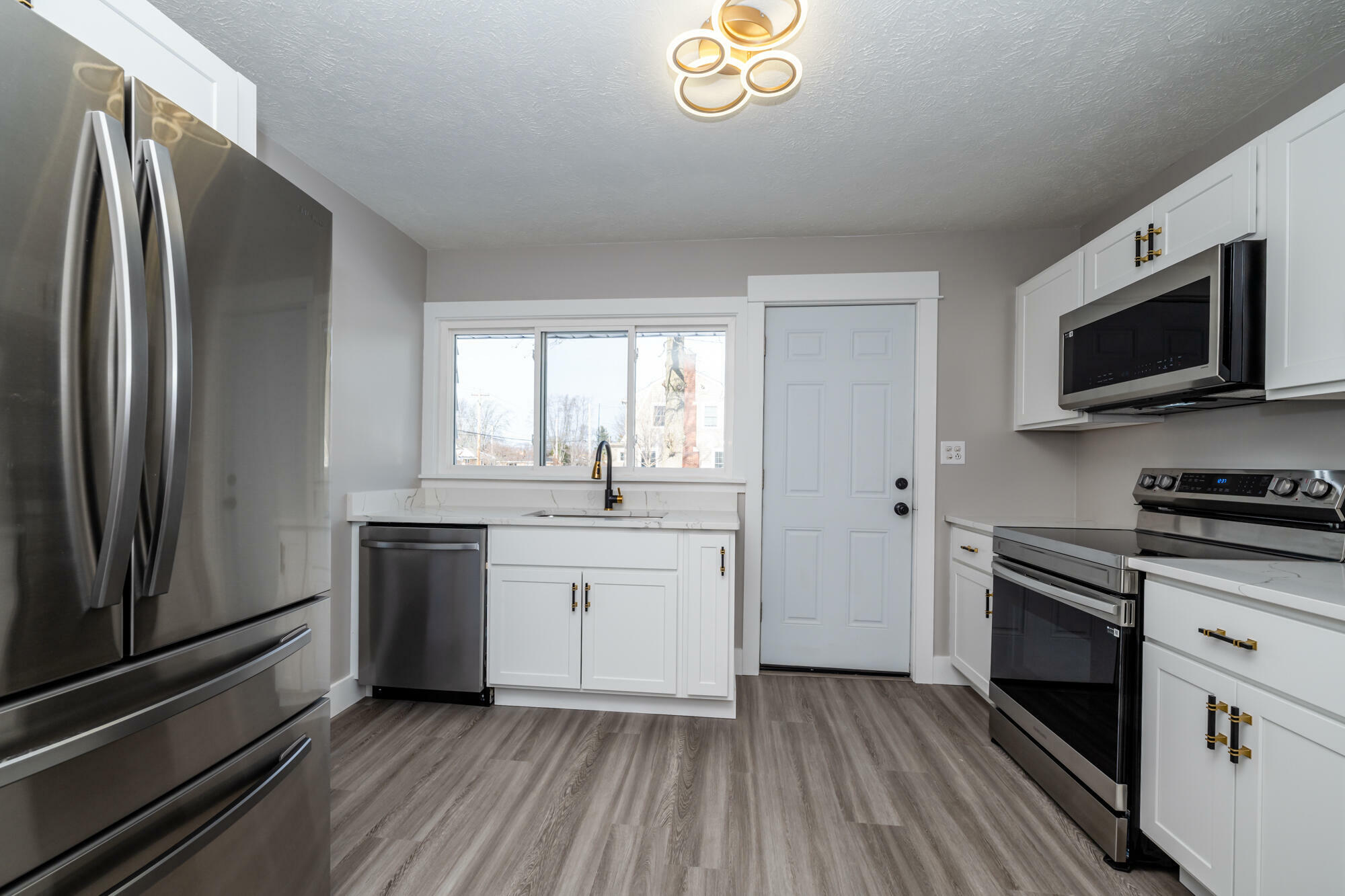 1901 Langley Avenue  St. Joseph MI 49085 photo