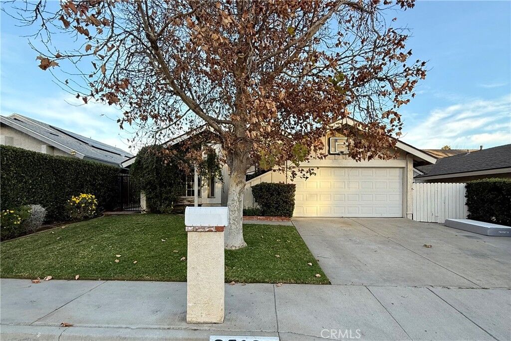 Property Photo:  27634 Sycamore Creek Drive  CA 91354 