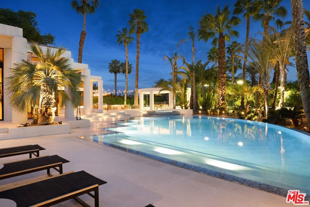 Property Photo: 3 Mozart Lane CA 92270