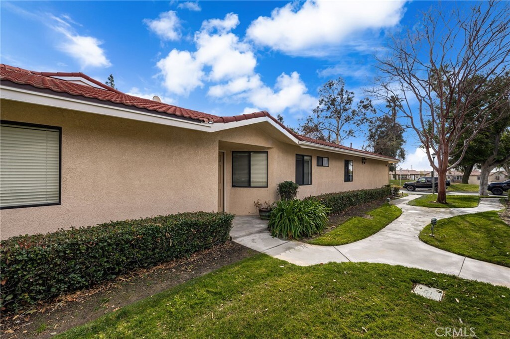 Property Photo:  1355 Upland Hills Drive N  CA 91784 