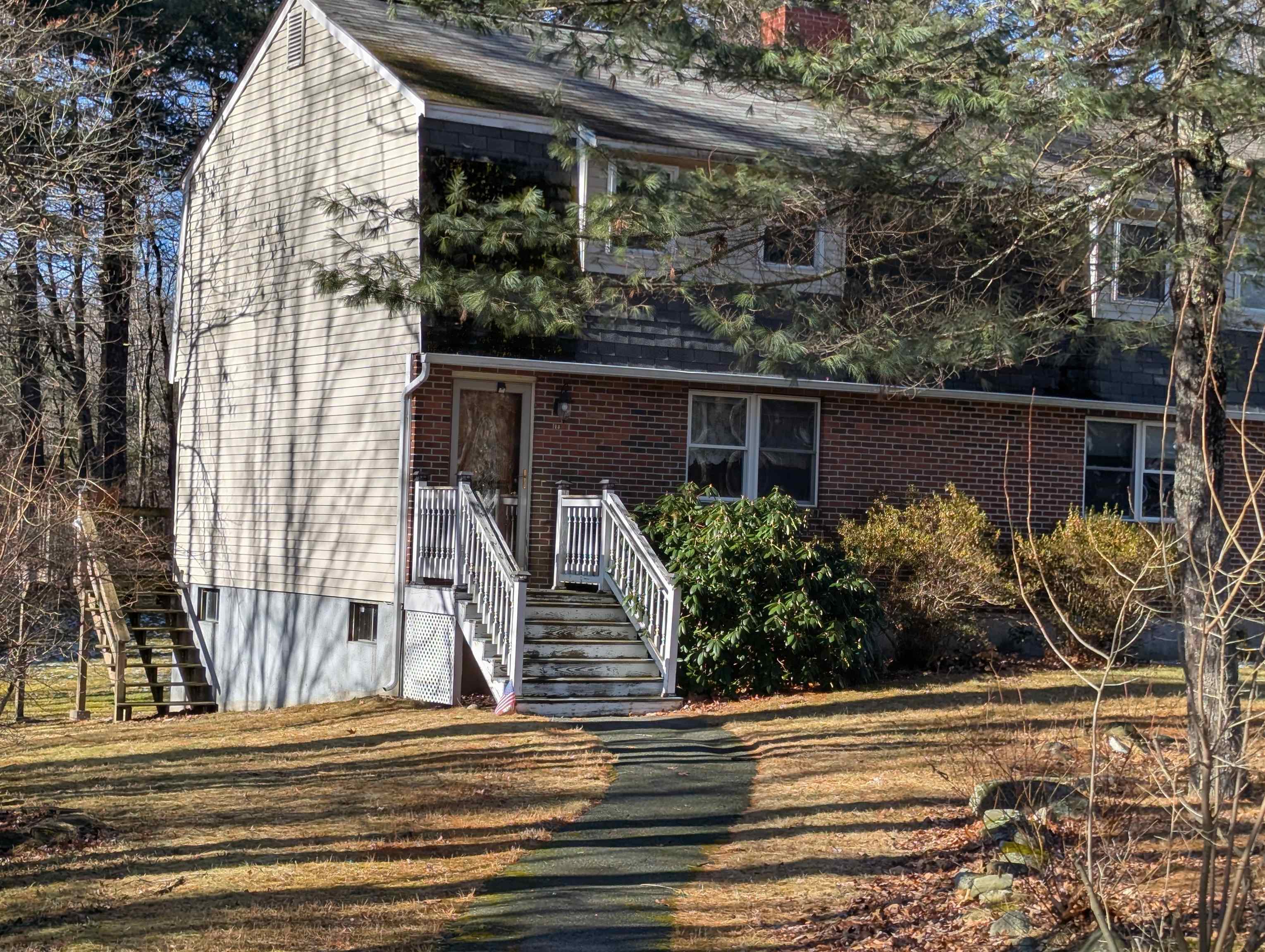 Property Photo: 13 Maylane Drive NH 03079