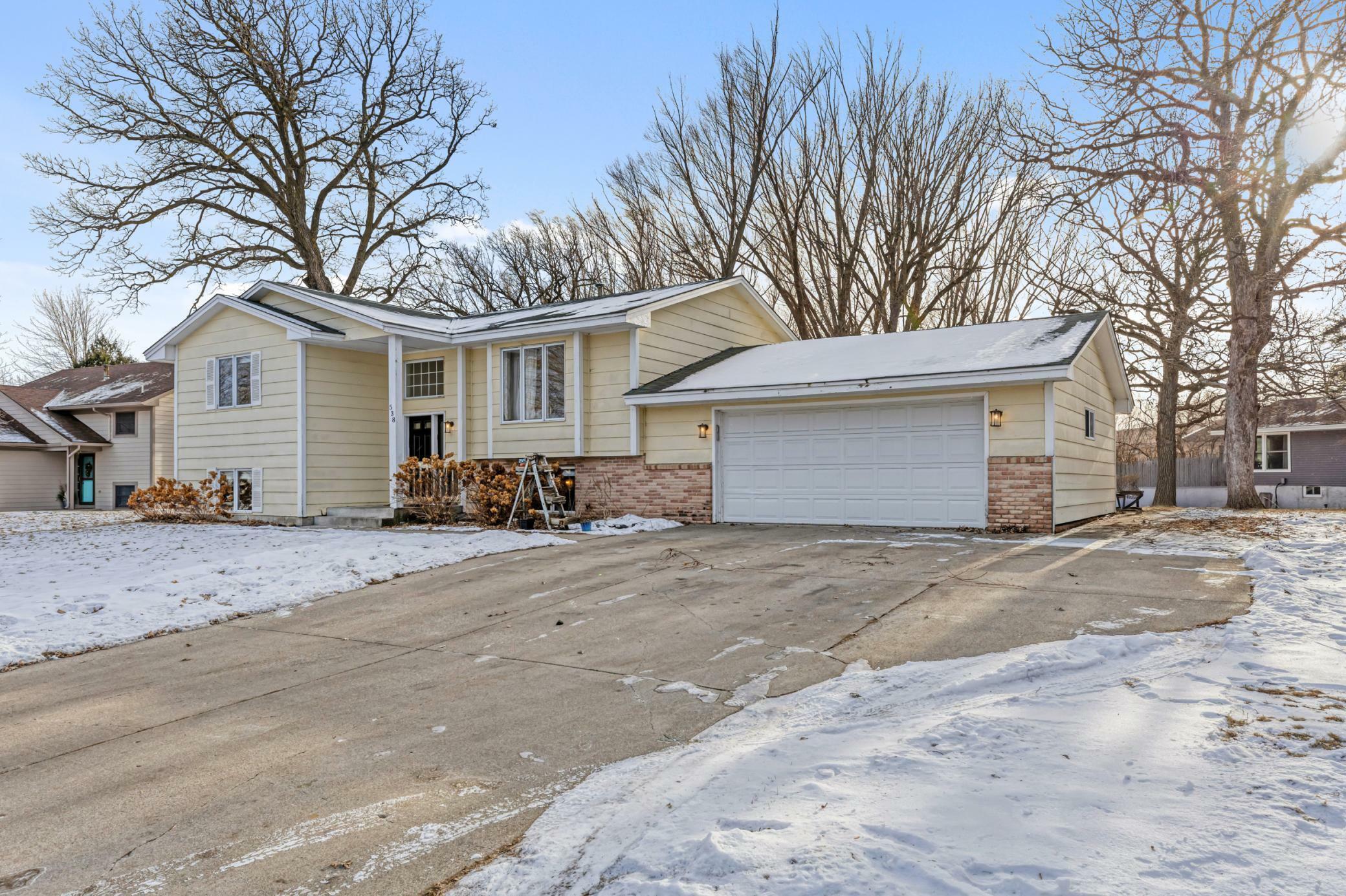 Property Photo:  538 Devonshire Drive  MN 55397 