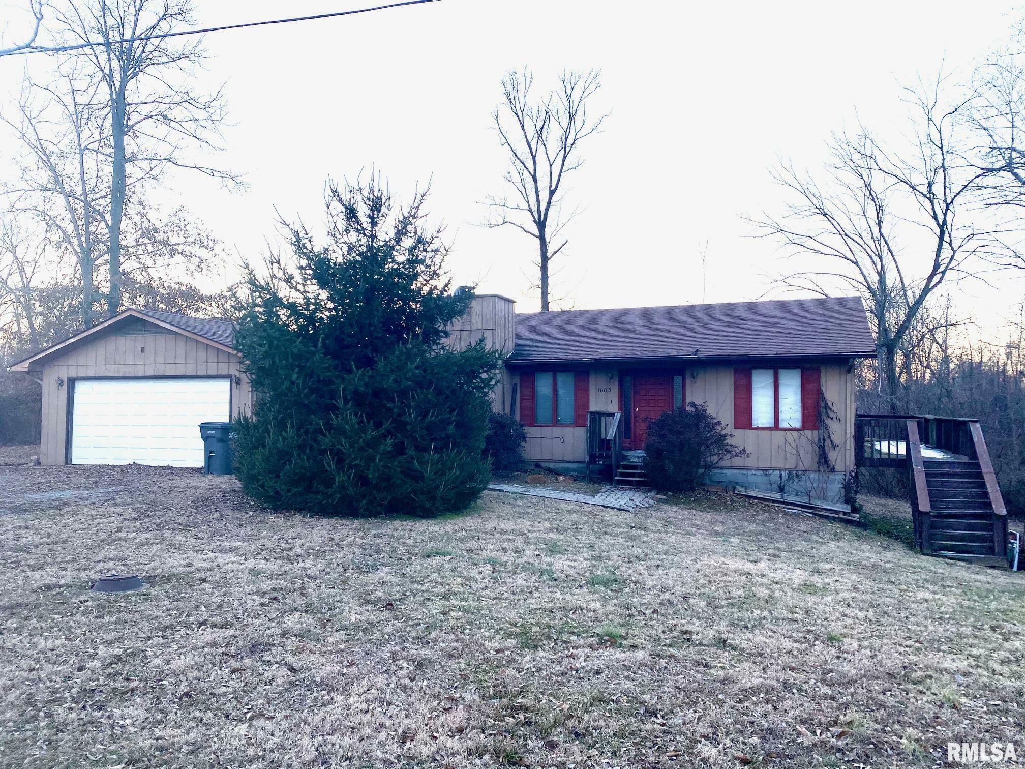 1005 S Pine Tree Drive  Carterville IL 62918 photo