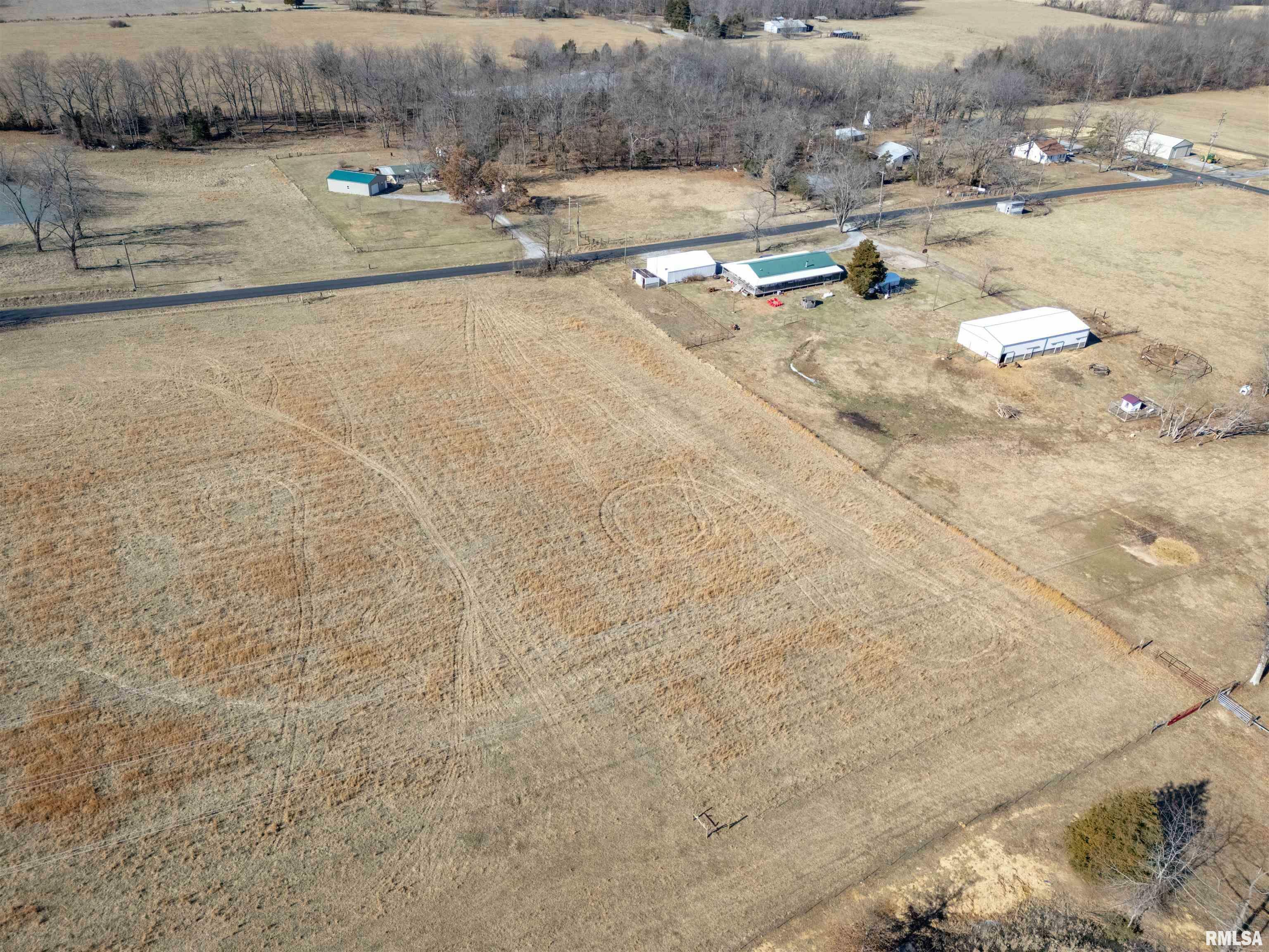 Property Photo:  16285 Mustang Road  IL 62959 