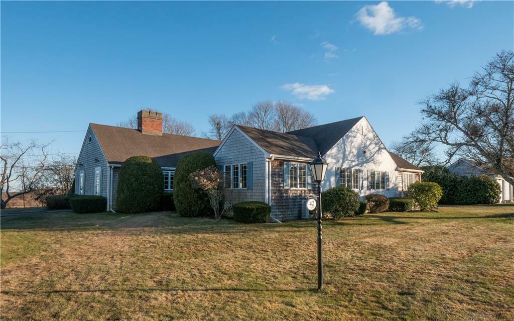 Property Photo:  42 Glen Meade Drive B  RI 02871 