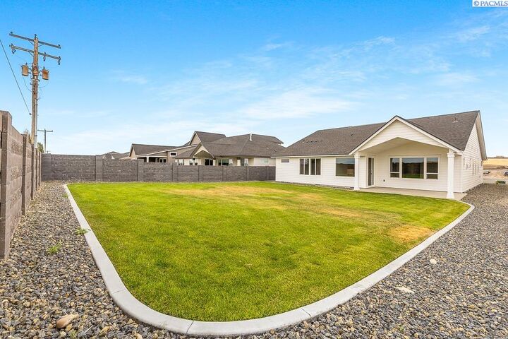 Property Photo: 5916 Road 122 WA 99301