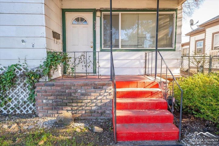 Property Photo: 532 Madison Street CA 96080